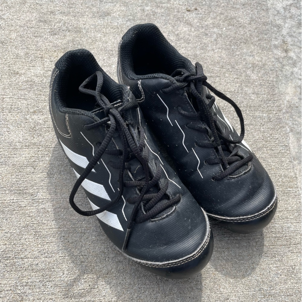 Adidas baseball cleats